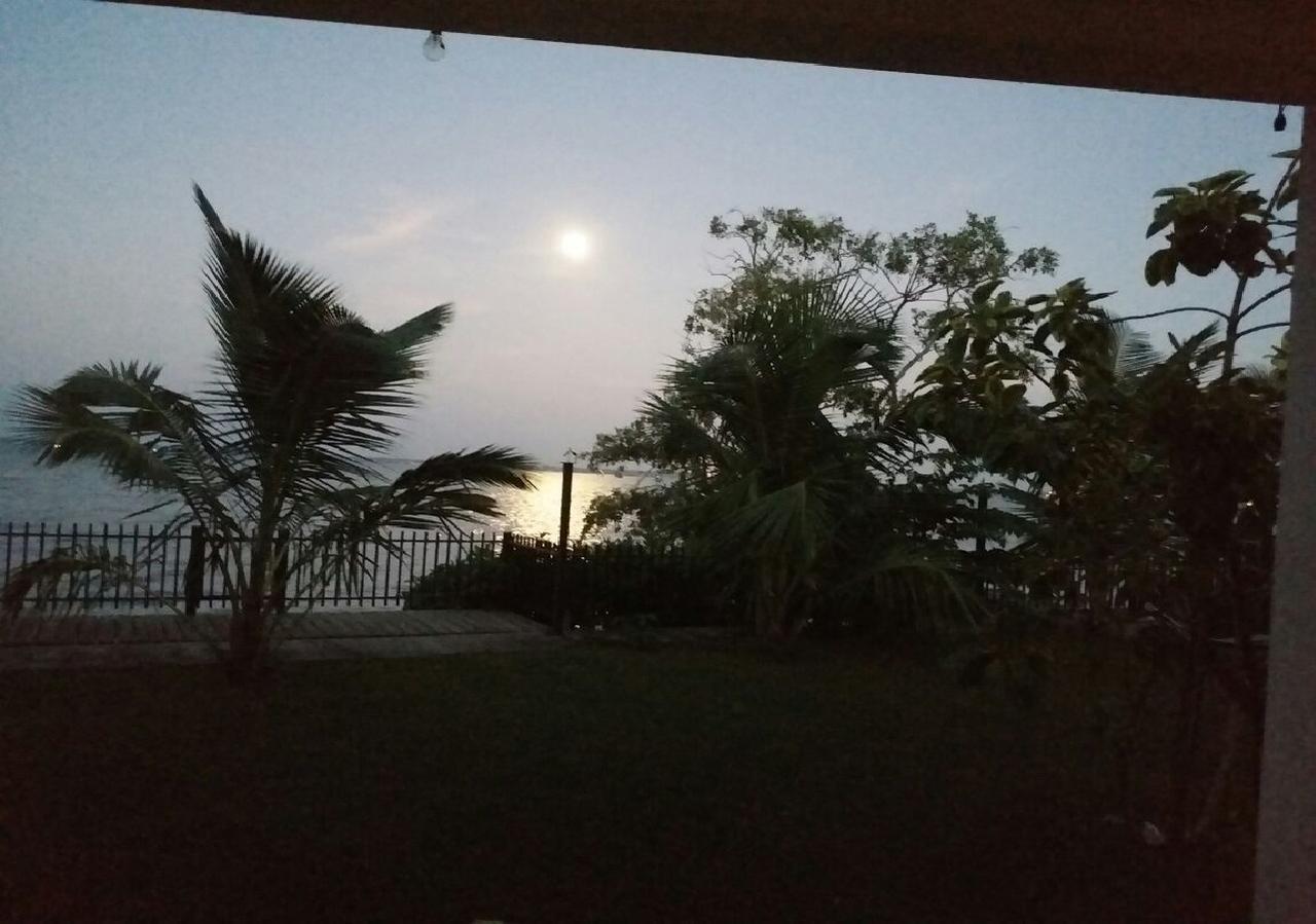 Negombo Holiday Home Eksteriør bilde